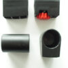 E004 in schwarz ist dasFusskappen-Set für den Klappstehtisch KT70-85. Immer 3 Kappen ohne und 1 mit Stellschraube!